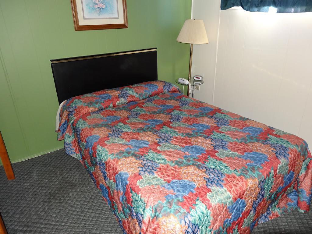 Sparta Motel Room photo